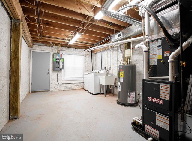 531 N DECKER AVE, Baltimore, MD 21205