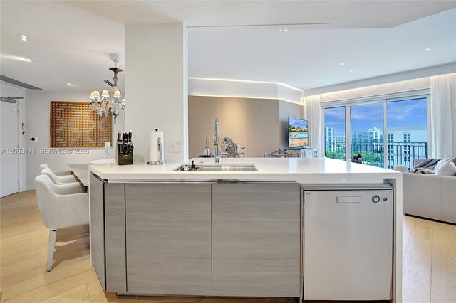 19900 E Country Club Dr TS16, Aventura, FL 33180