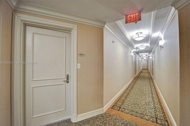 19900 E Country Club Dr TS16, Aventura, FL 33180