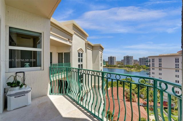 19900 E Country Club Dr TS16, Aventura, FL 33180