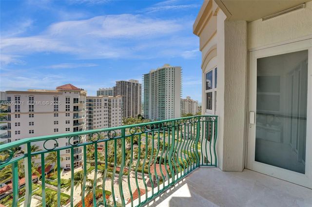 19900 E Country Club Dr TS16, Aventura, FL 33180