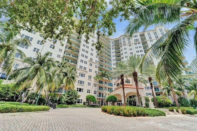 19900 E Country Club Dr TS16, Aventura, FL 33180