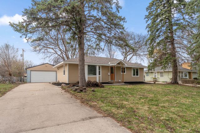 8618 Chicago Avenue S, Bloomington, MN 55420