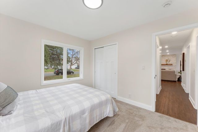 8618 Chicago Avenue S, Bloomington, MN 55420