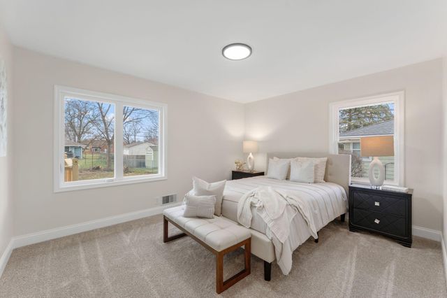 8618 Chicago Avenue S, Bloomington, MN 55420