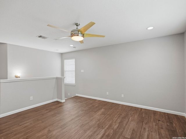 6605 Wood Bench, Live Oak, TX 78233