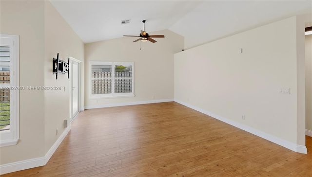 9203 Arborwood Circle, Davie, FL 33328