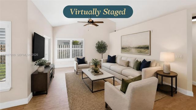 9203 Arborwood Circle, Davie, FL 33328