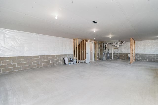 718 Margaret Lane NE, Isanti, MN 55040