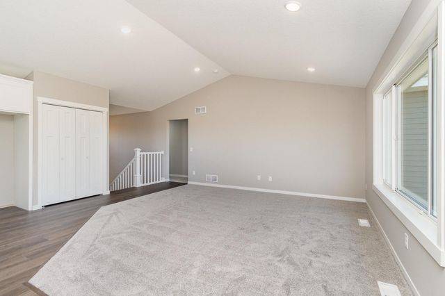 718 Margaret Lane NE, Isanti, MN 55040