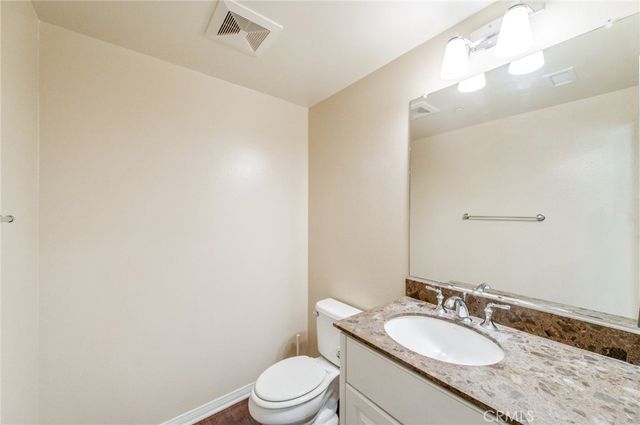 166 Coralwood, Irvine, CA 92618