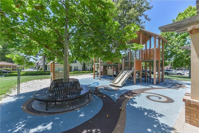 166 Coralwood, Irvine, CA 92618