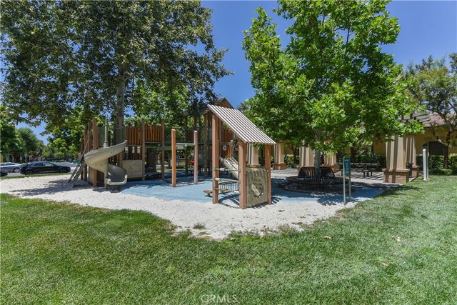 166 Coralwood, Irvine, CA 92618