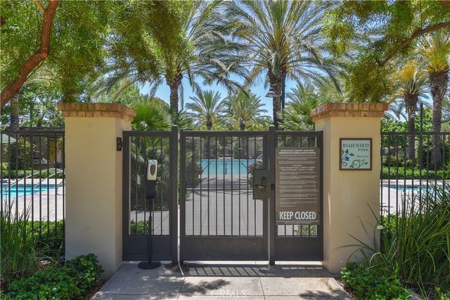 166 Coralwood, Irvine, CA 92618