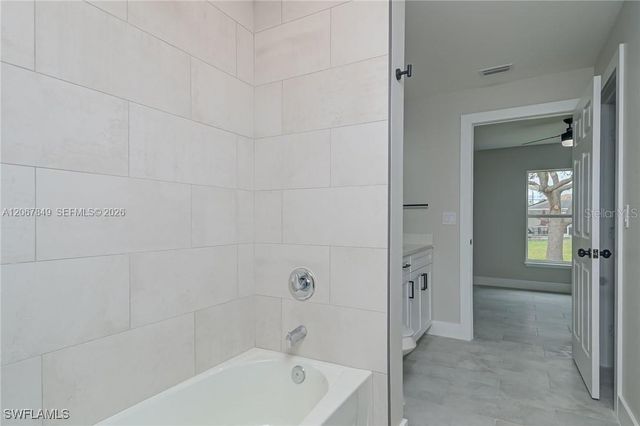 204 EL DORADO BLVD N, Cape Coral, FL 33993