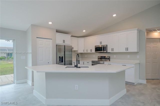 204 EL DORADO BLVD N, Cape Coral, FL 33993
