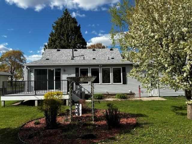 5256 Capitol Street NE, Fridley, MN 55421