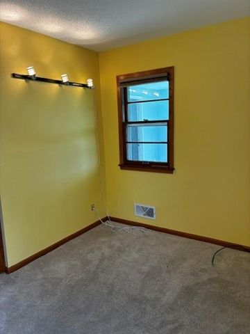5256 Capitol Street NE, Fridley, MN 55421