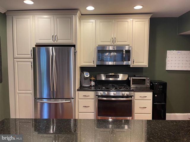 523 COUNTRY CLUB RD, York, PA 17403