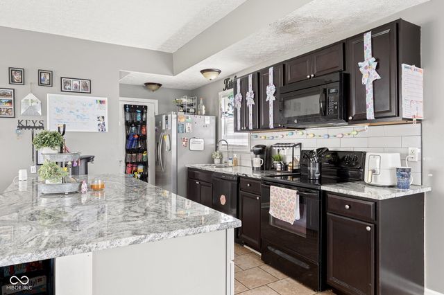 2038 N College Avenue, Indianapolis, IN 46202