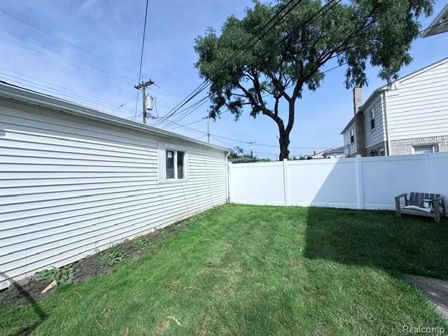 4815 Briarwood Avenue, Royal Oak, MI 48073