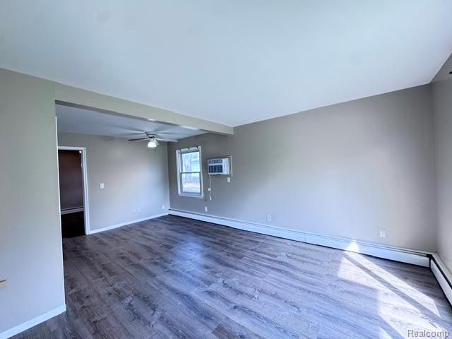 4815 Briarwood Avenue, Royal Oak, MI 48073