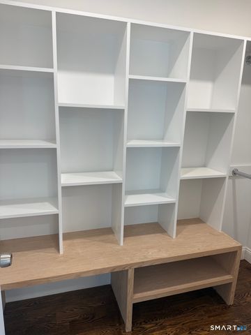 420 Greenwood Street, Bridgeport, CT 06606