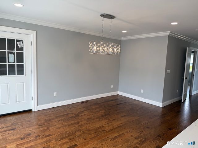 420 Greenwood Street, Bridgeport, CT 06606