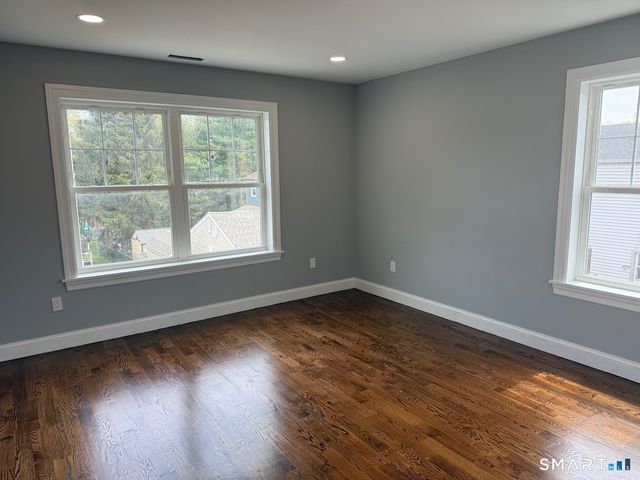 420 Greenwood Street, Bridgeport, CT 06606