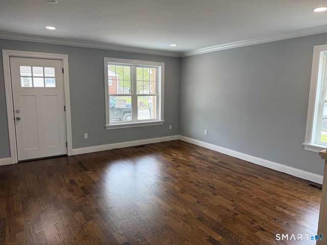 420 Greenwood Street, Bridgeport, CT 06606