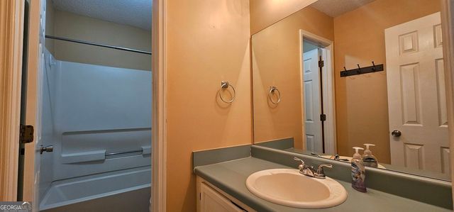 165 Water View Drive, Stockbridge, GA 30281