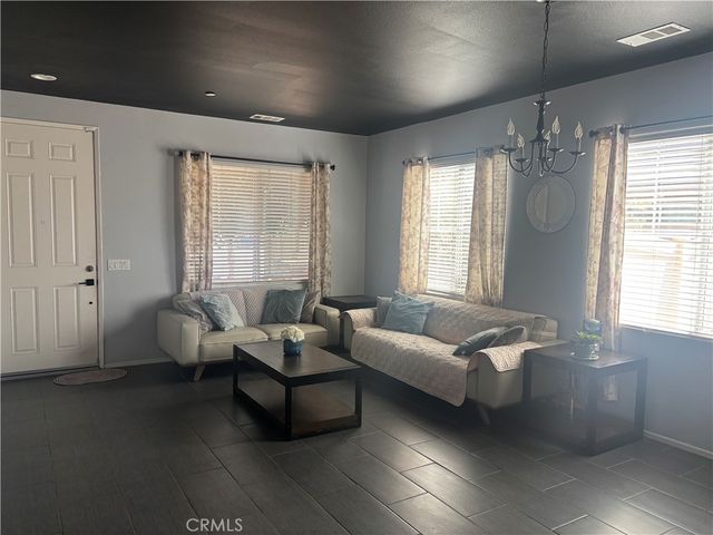 1884 Glow Pointe, San Jacinto, CA 92582