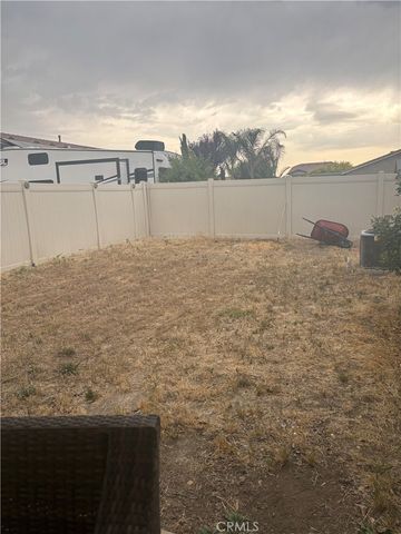 1884 Glow Pointe, San Jacinto, CA 92582