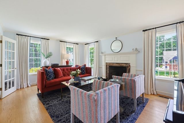 4 David Joseph Rd, Hopkinton, MA 01748