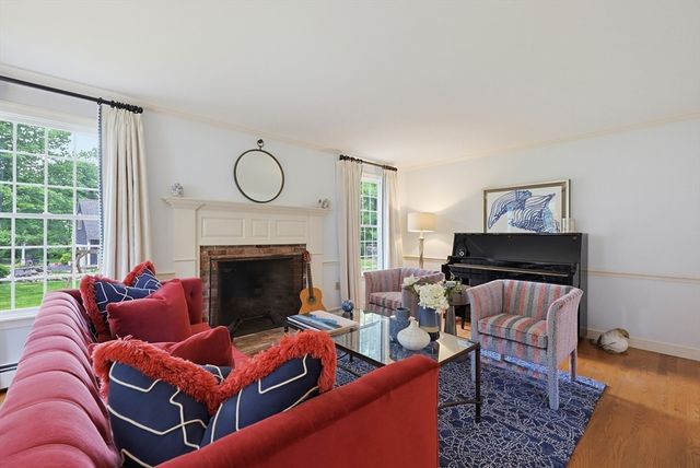 4 David Joseph Rd, Hopkinton, MA 01748