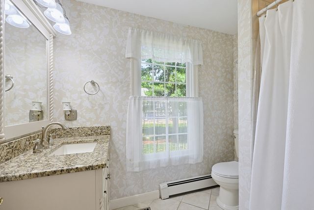 4 David Joseph Rd, Hopkinton, MA 01748