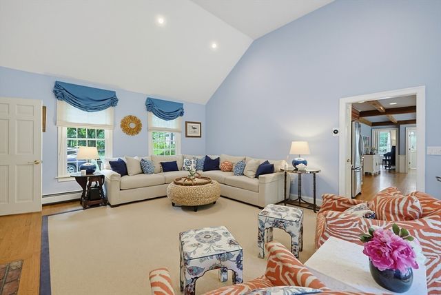 4 David Joseph Rd, Hopkinton, MA 01748