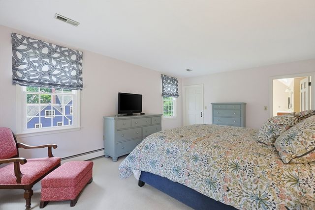 4 David Joseph Rd, Hopkinton, MA 01748