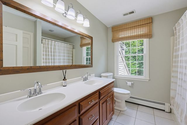4 David Joseph Rd, Hopkinton, MA 01748