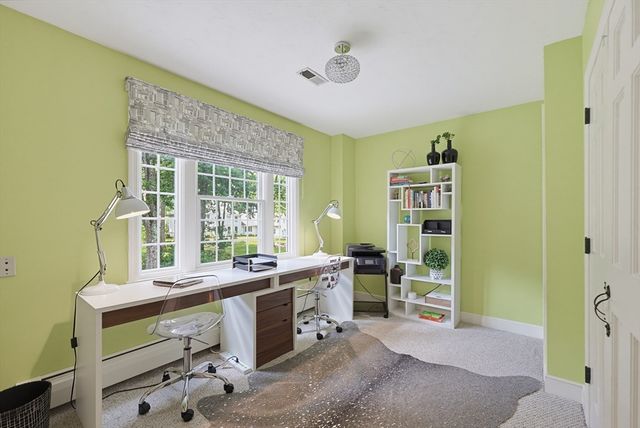 4 David Joseph Rd, Hopkinton, MA 01748