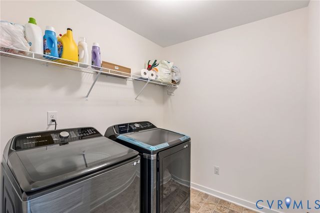 10702 Skippers St, Glen Allen, VA 23059