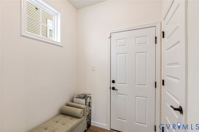10702 Skippers St, Glen Allen, VA 23059