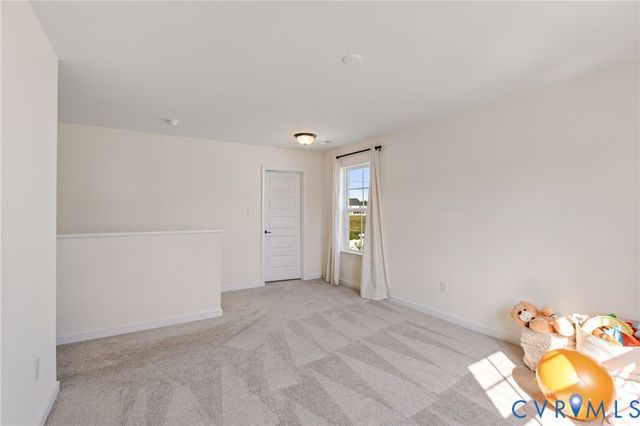 10702 Skippers St, Glen Allen, VA 23059