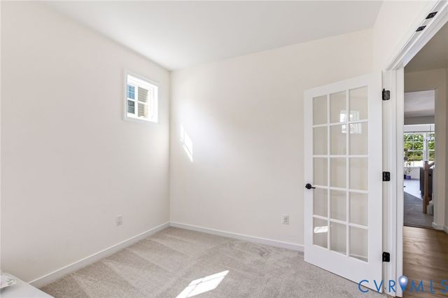 10702 Skippers St, Glen Allen, VA 23059