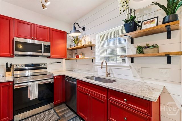 322 Laurel Oak Lane, Savannah, GA 31404