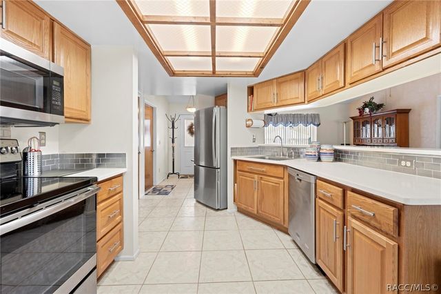 13378 Drayton Dr, Spring Hill, FL 34609