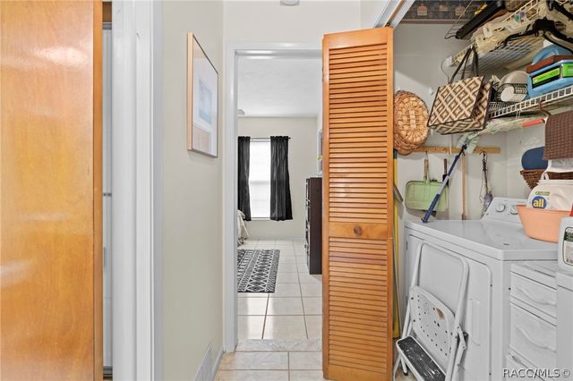 13378 Drayton Dr, Spring Hill, FL 34609