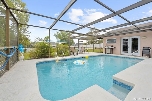 13378 Drayton Dr, Spring Hill, FL 34609