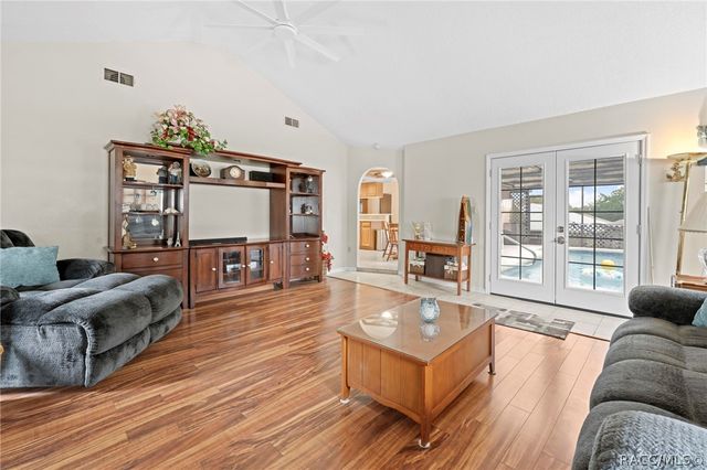 13378 Drayton Dr, Spring Hill, FL 34609