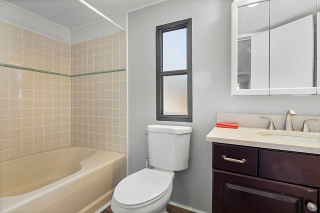 73 River Ledge Drive, Goffstown, NH 03045